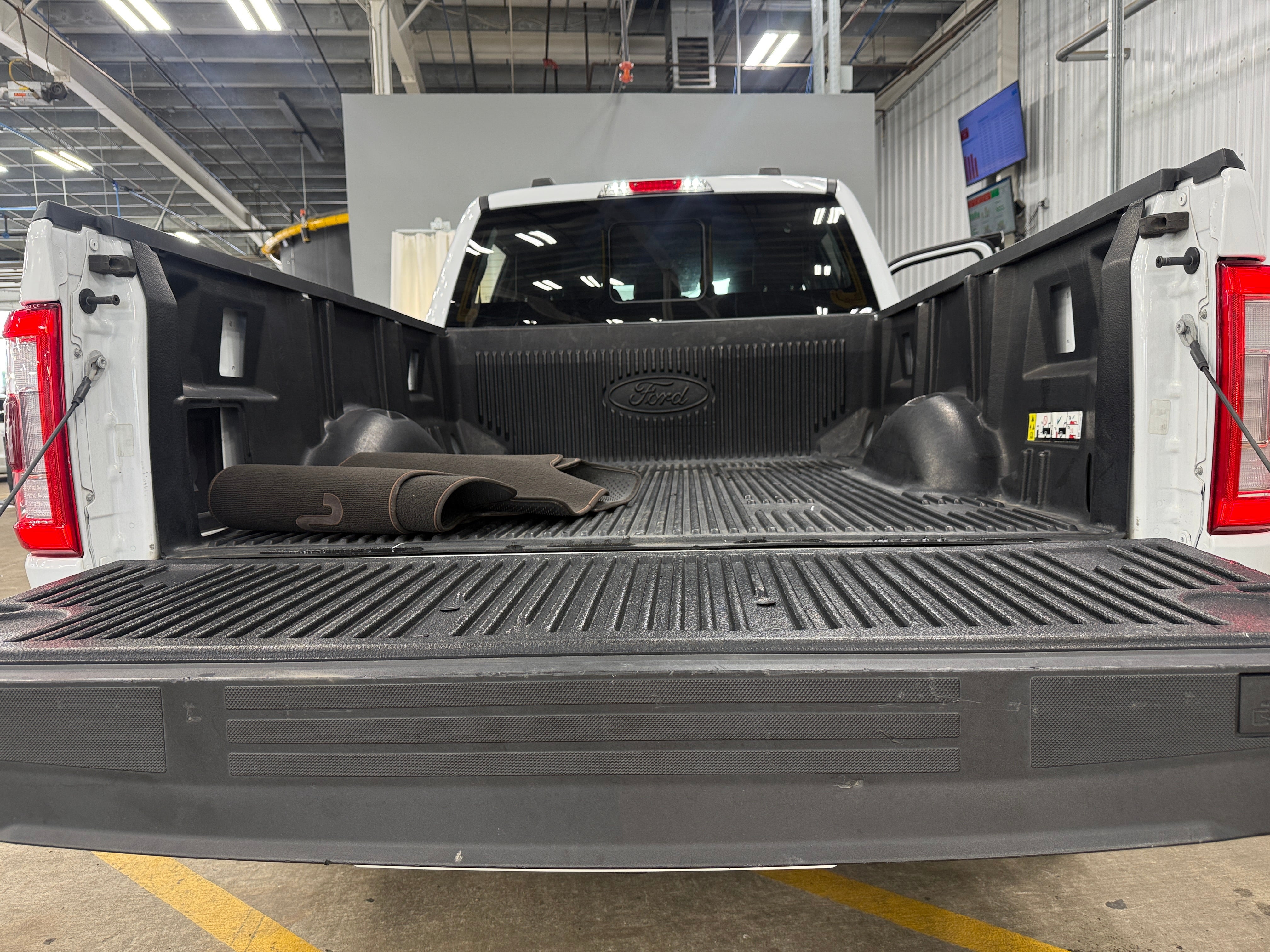 ford f-150 2023 1FTEW1C55PFA90111 image