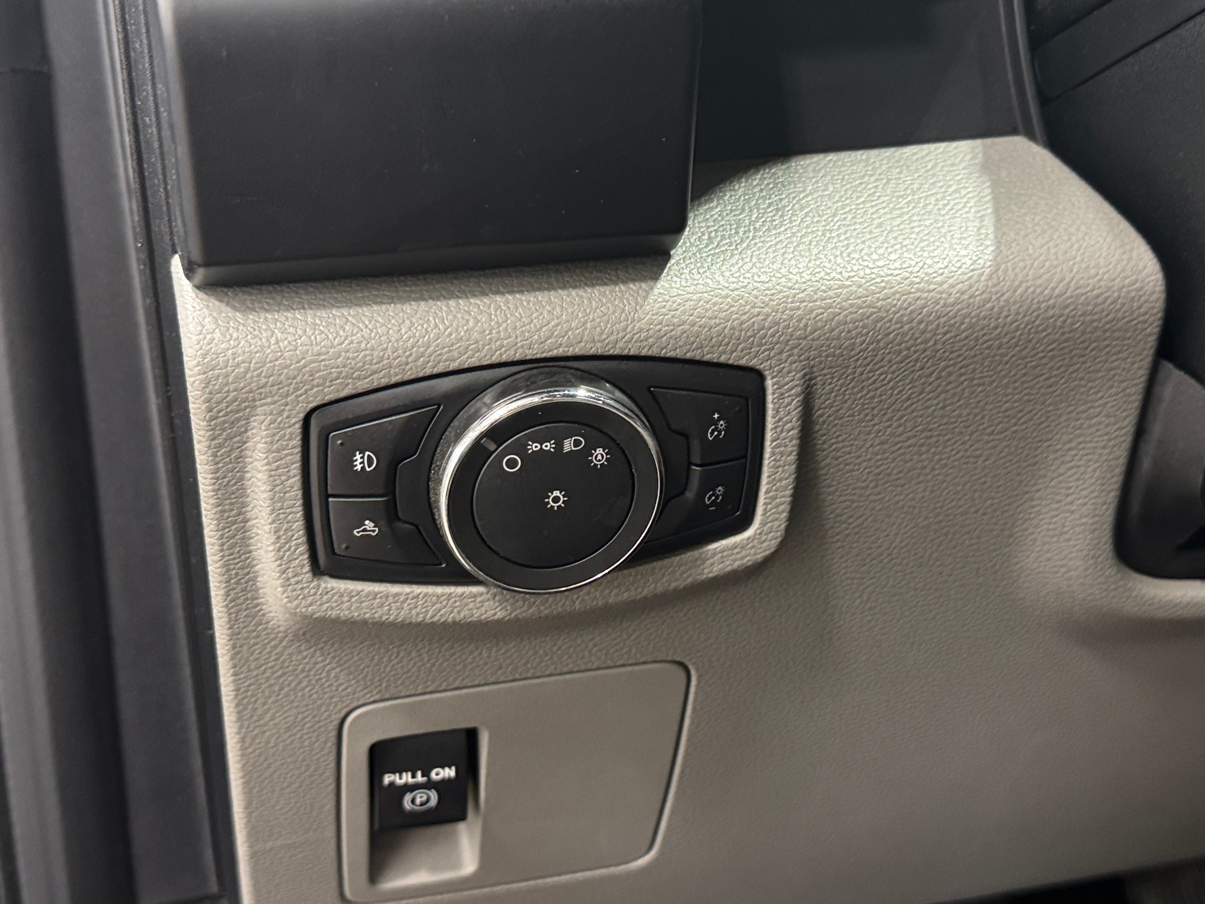 ford f-150 2016 1FTMF1E80GKF08021 image ford f-150 2016 1FTMF1E80GKF08021 image