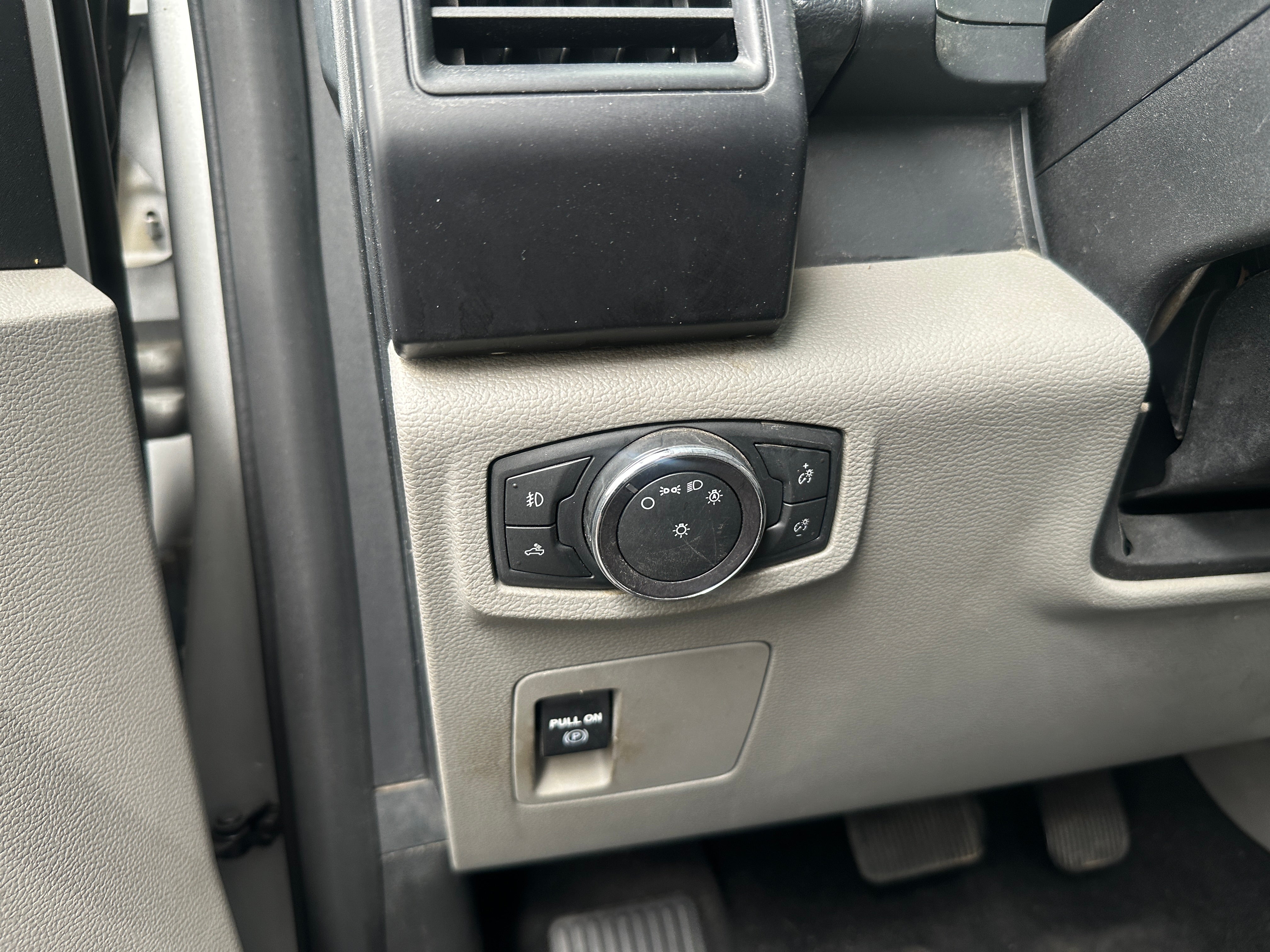 ford f-150 2019 1FTEX1CP0KKC03817 image ford f-150 2019 1FTEX1CP0KKC03817 image