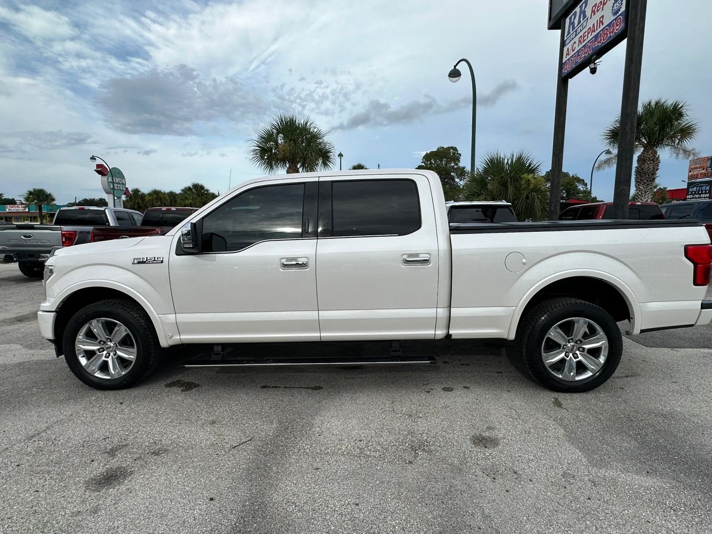 ford f-150 2018 1FTFW1EG1JFB06668 image ford f-150 2018 1FTFW1EG1JFB06668 image