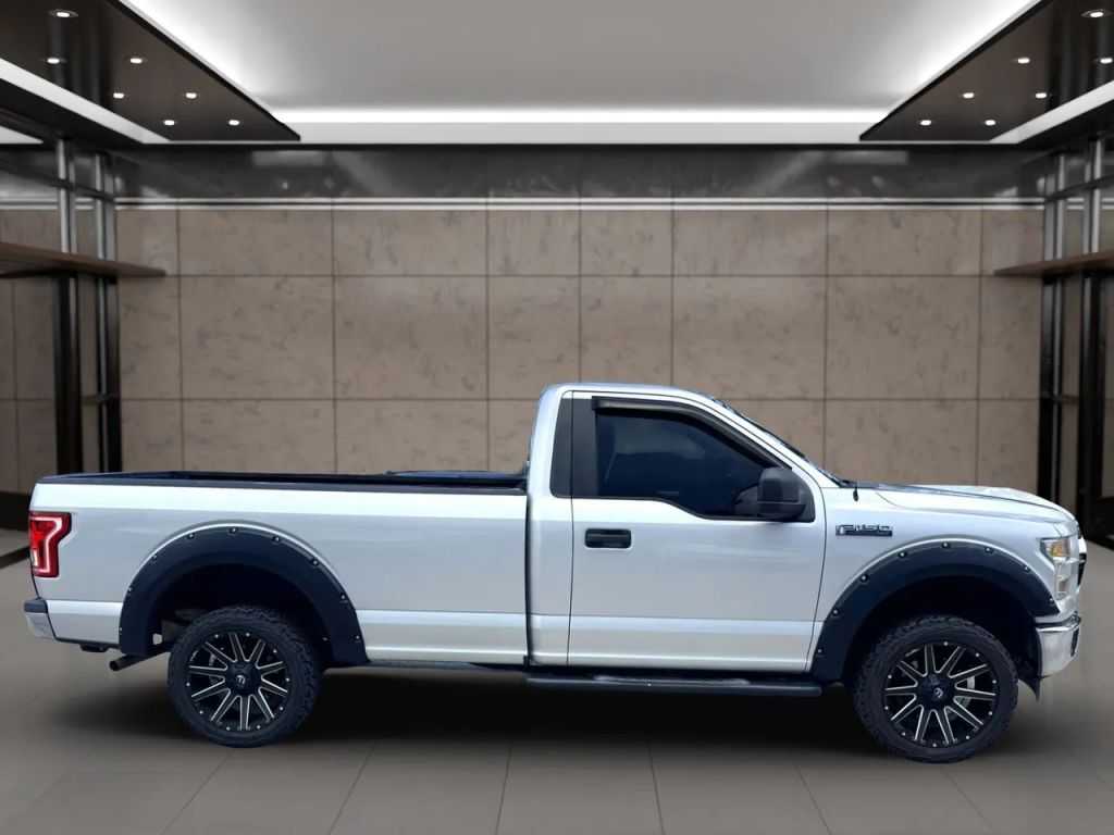 ford f-150 2017 1FTMF1C81HKD62670 image ford f-150 2017 1FTMF1C81HKD62670 image