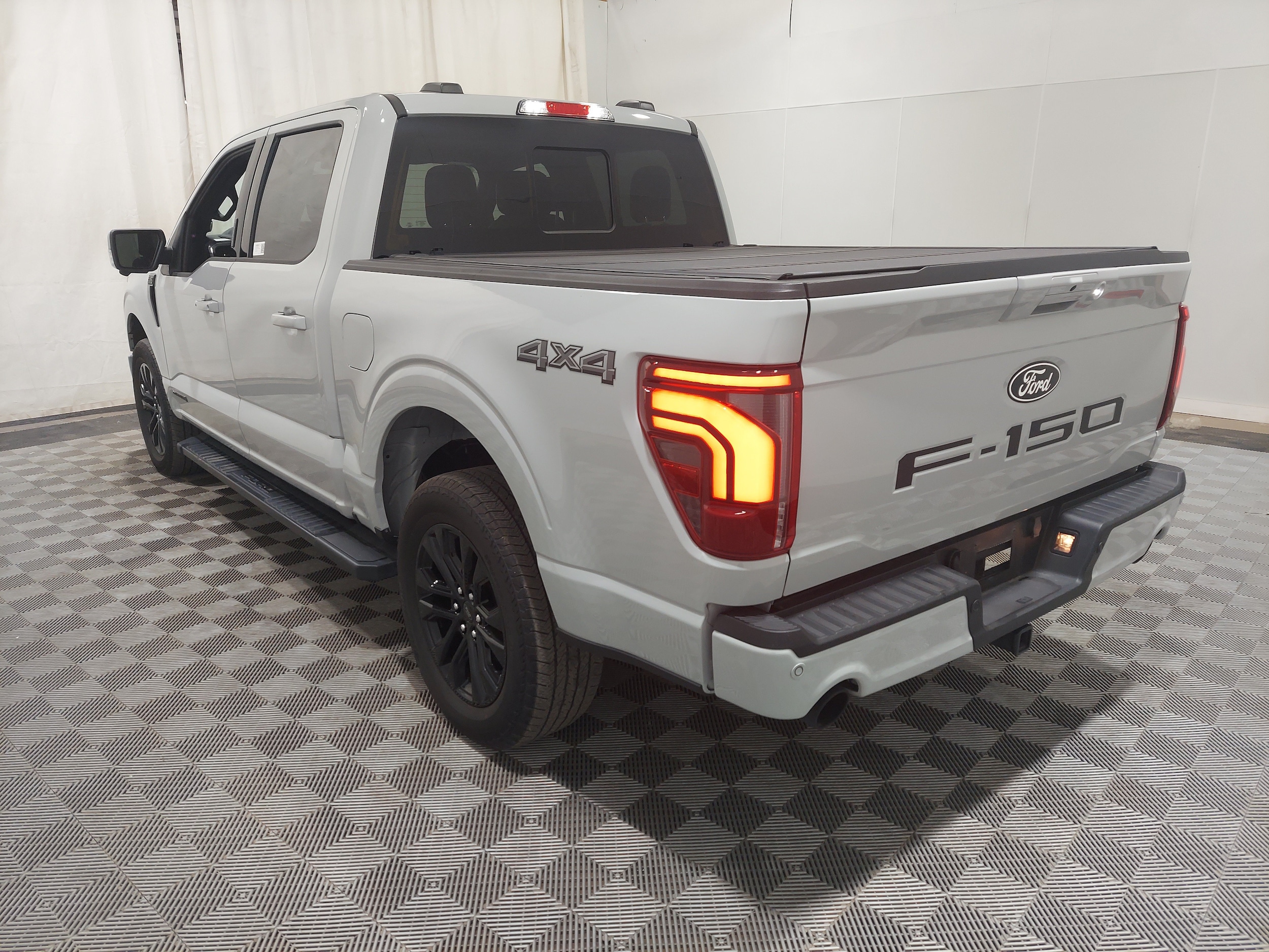 ford f-150 2024 1FTFW5LD8RFA70957 image ford f-150 2024 1FTFW5LD8RFA70957 image