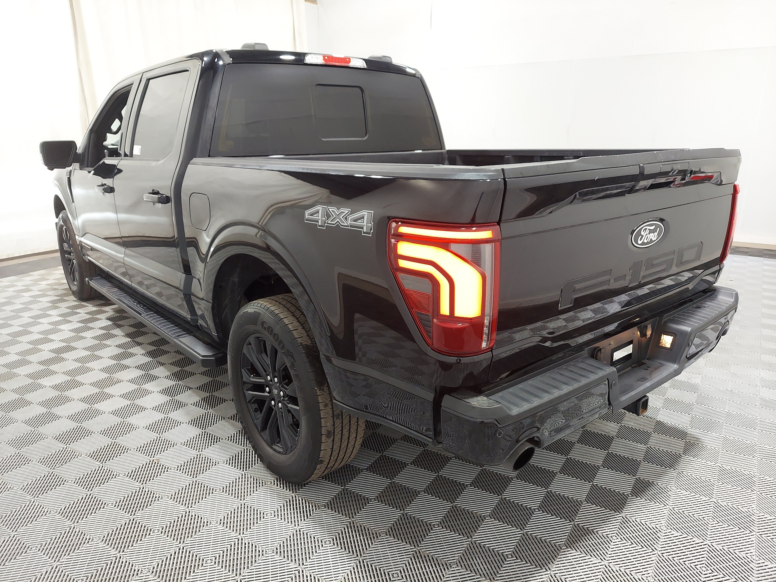 ford f-150 2024 1FTFW5LD2RFA67200 image ford f-150 2024 1FTFW5LD2RFA67200 image