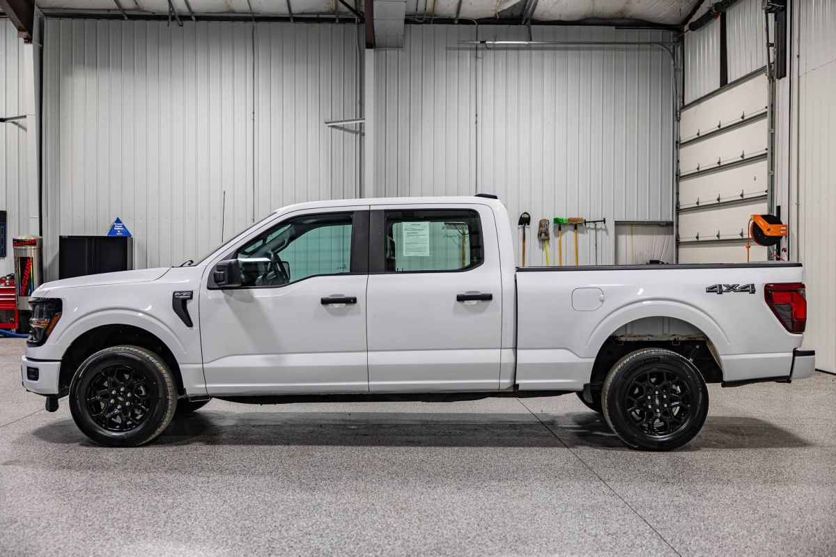 ford f-150 2024 1FTFW1L81RKD17383 image ford f-150 2024 1FTFW1L81RKD17383 image