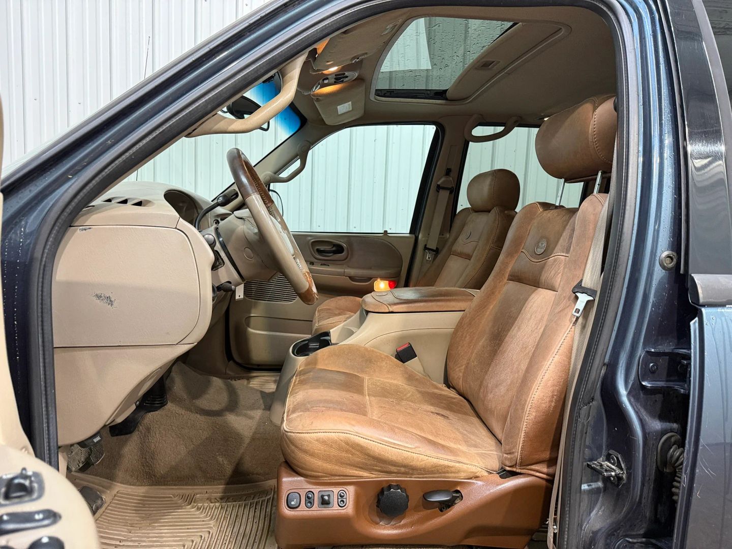 ford f-150 2002 1FTRW08L12KB07067 image ford f-150 2002 1FTRW08L12KB07067 image