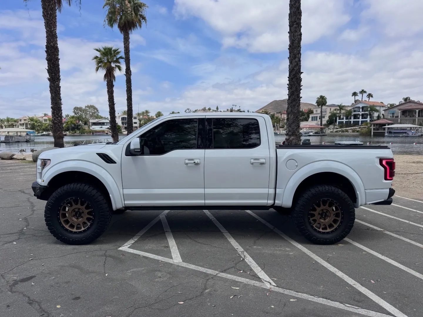 ford f-150 2020 1FTFW1RG8LFA72502 image ford f-150 2020 1FTFW1RG8LFA72502 image