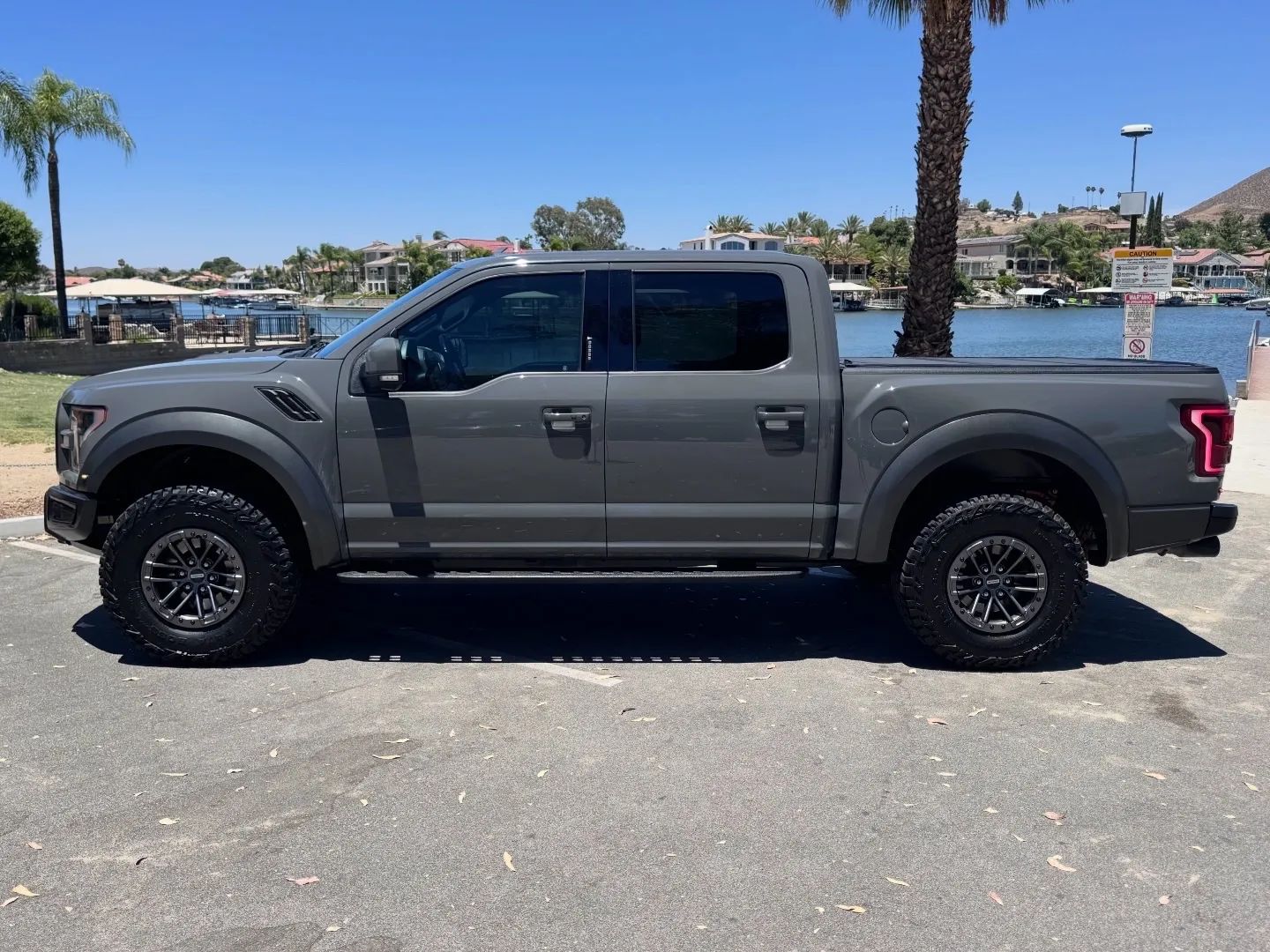 ford f-150 2020 1FTFW1RG7LFA49017 image ford f-150 2020 1FTFW1RG7LFA49017 image