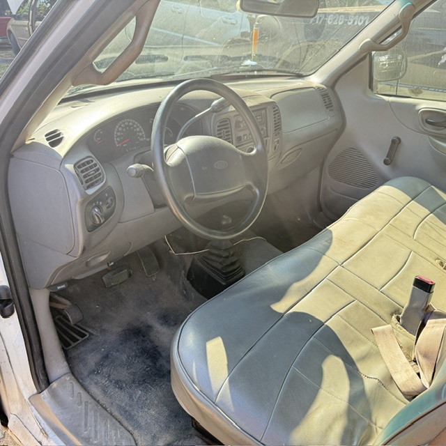 ford f-150 2000 1FTRX18W0YNB87983 image ford f-150 2000 1FTRX18W0YNB87983 image