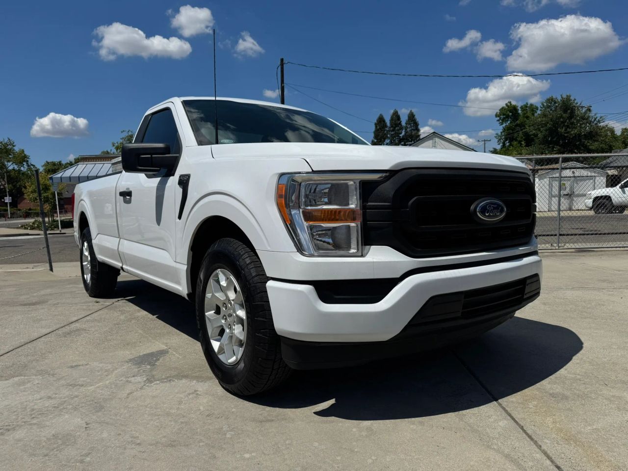 ford f-150 2022 1FTMF1CB3NKE44004 image ford f-150 2022 1FTMF1CB3NKE44004 image