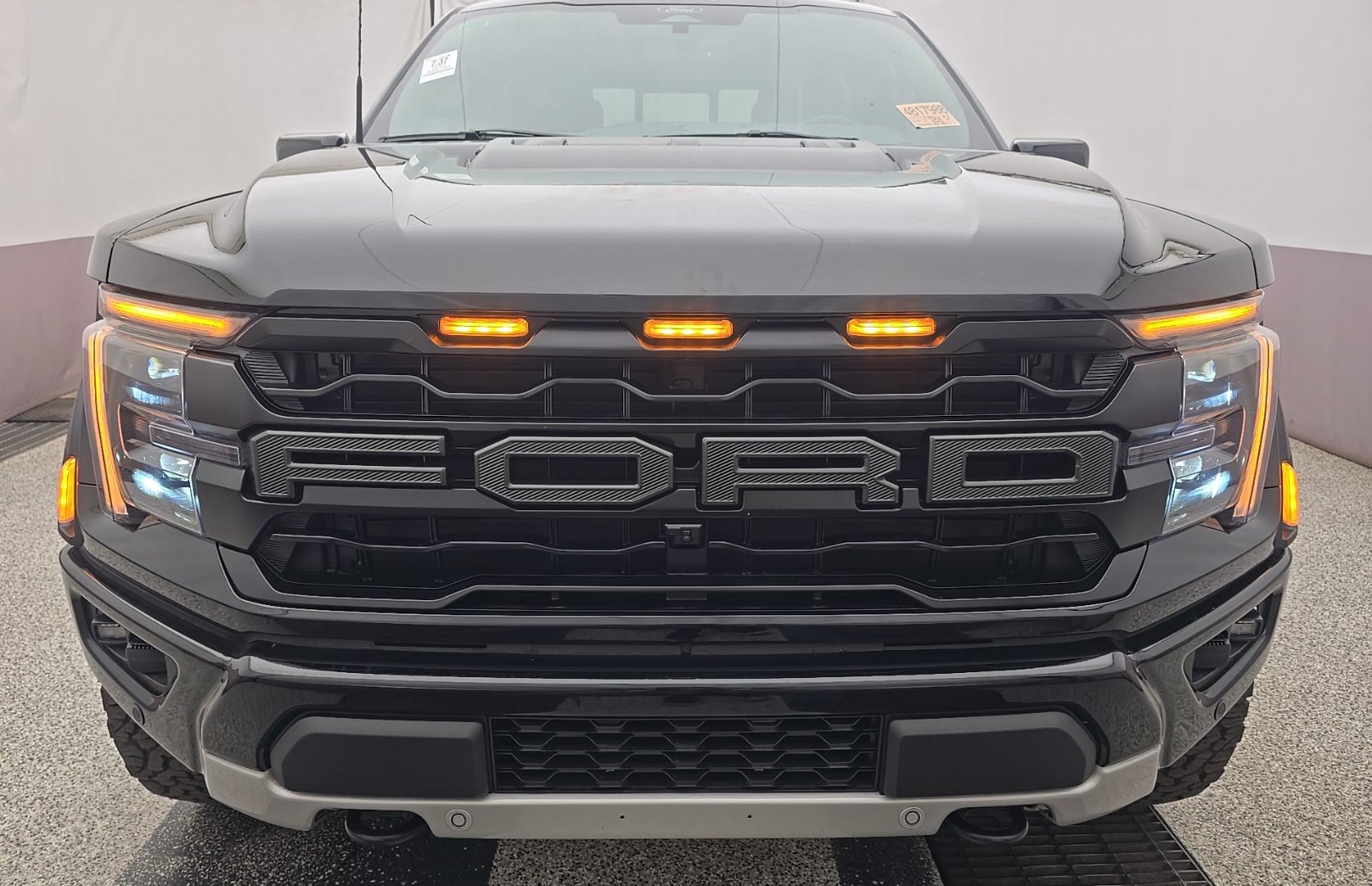 ford f-150 2025 1FTFW1RG8SFC13261 image ford f-150 2025 1FTFW1RG8SFC13261 image