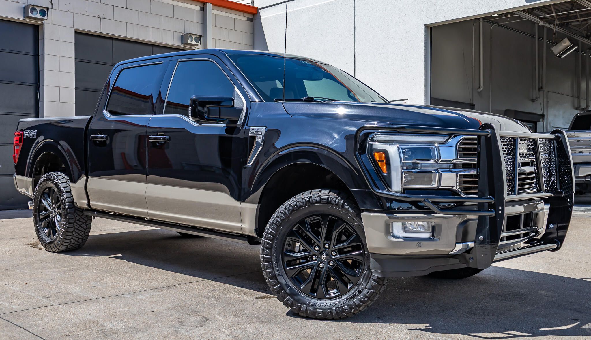 ford f-150 2025 1FTFW6L81SFA69583 image ford f-150 2025 1FTFW6L81SFA69583 image