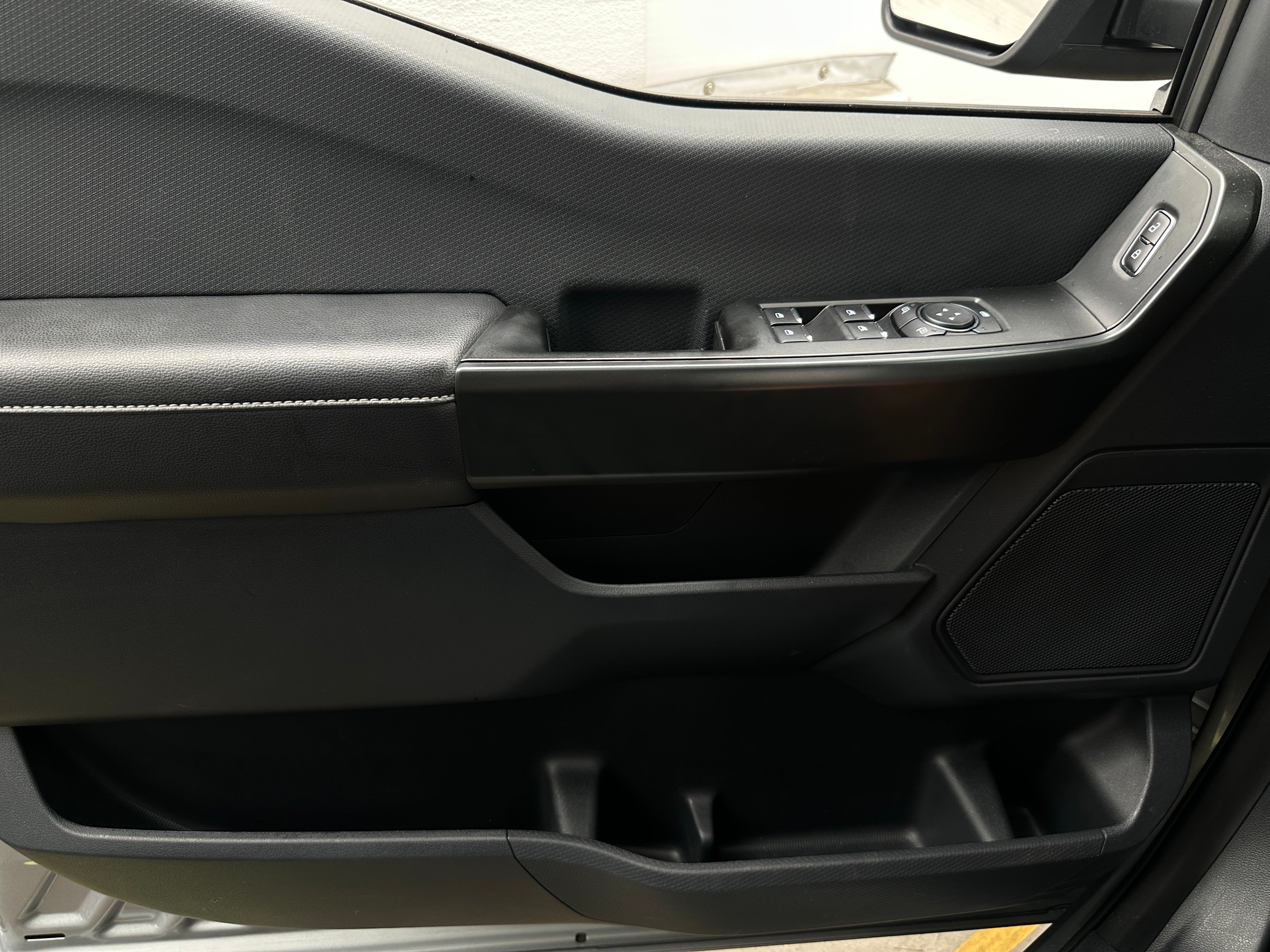 ford f-150 2025 1FTEW2LP2SKD04995 image ford f-150 2025 1FTEW2LP2SKD04995 image