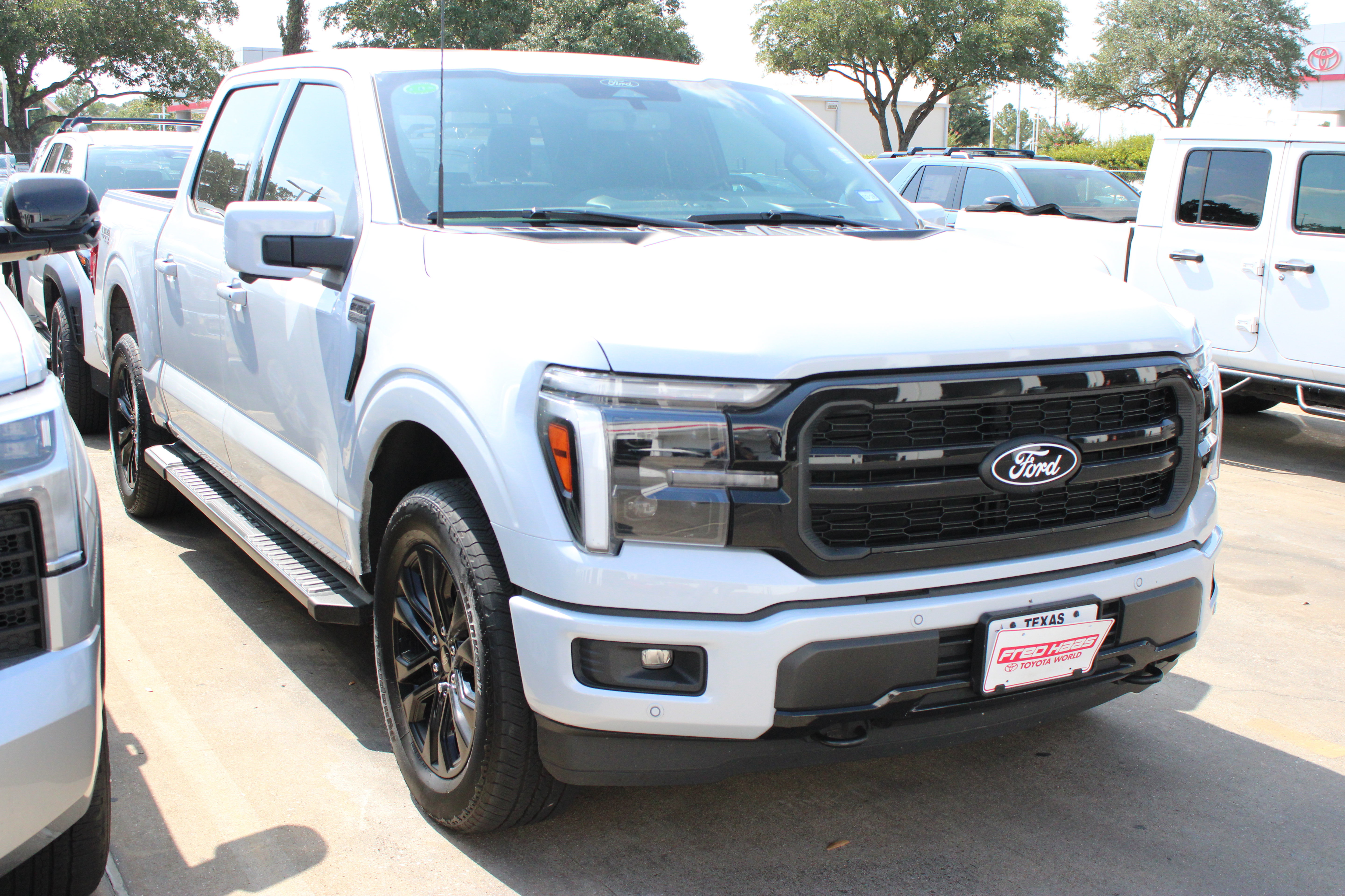ford f-150 2025 1FTFW5L51SFC30143 image ford f-150 2025 1FTFW5L51SFC30143 image