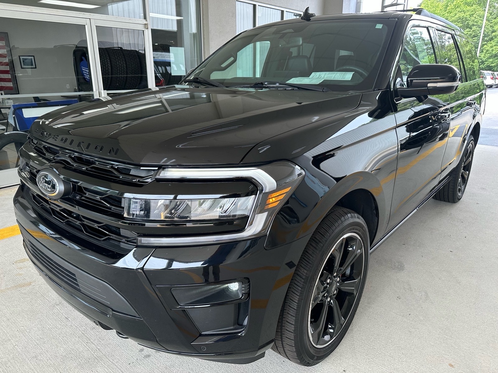 ford expedition 2023 1FMJU2AG4PEA57780 image ford expedition 2023 1FMJU2AG4PEA57780 image