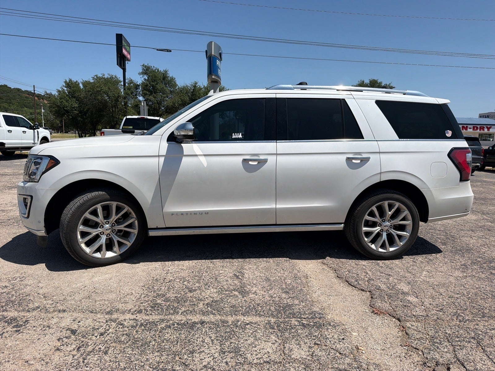 ford expedition 2019 1FMJU1LT6KEA68941 image ford expedition 2019 1FMJU1LT6KEA68941 image