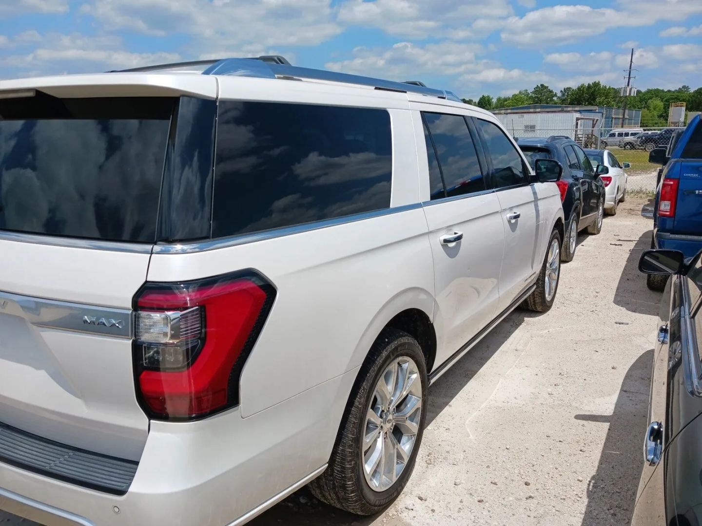 ford expedition 2019 1FMJK1LT2KEA89131 image ford expedition 2019 1FMJK1LT2KEA89131 image