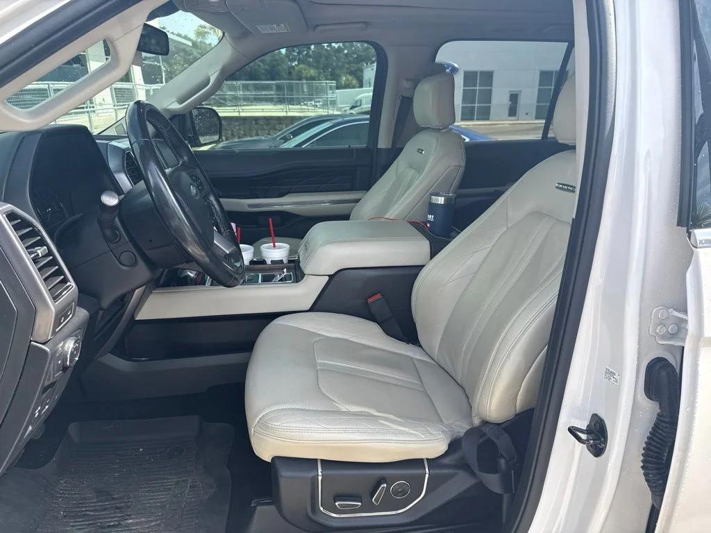 ford expedition 2019 1FMJU1LT2KEA87535 image ford expedition 2019 1FMJU1LT2KEA87535 image