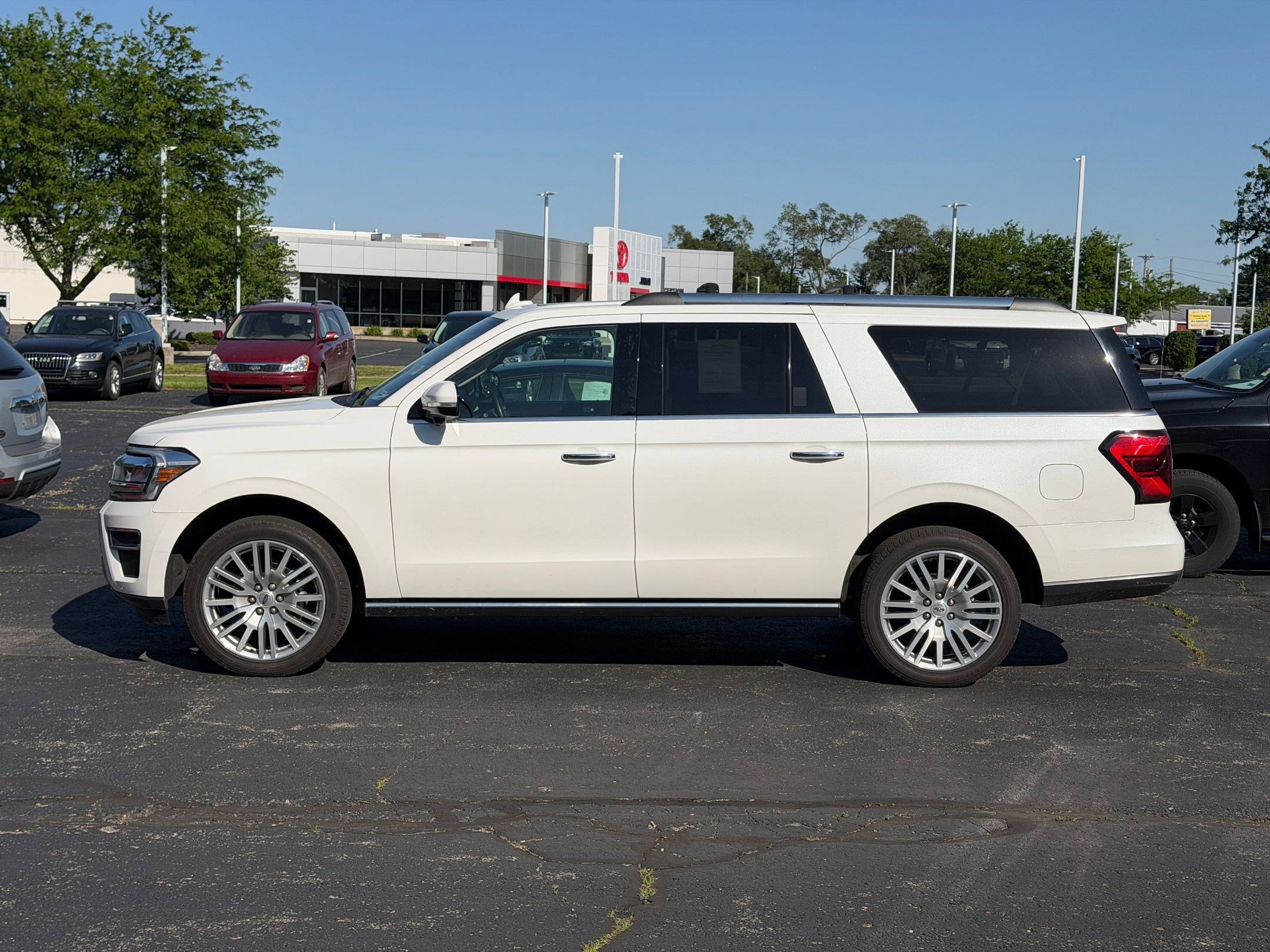 ford expedition 2024 1FMJK2A81REA79365 image ford expedition 2024 1FMJK2A81REA79365 image