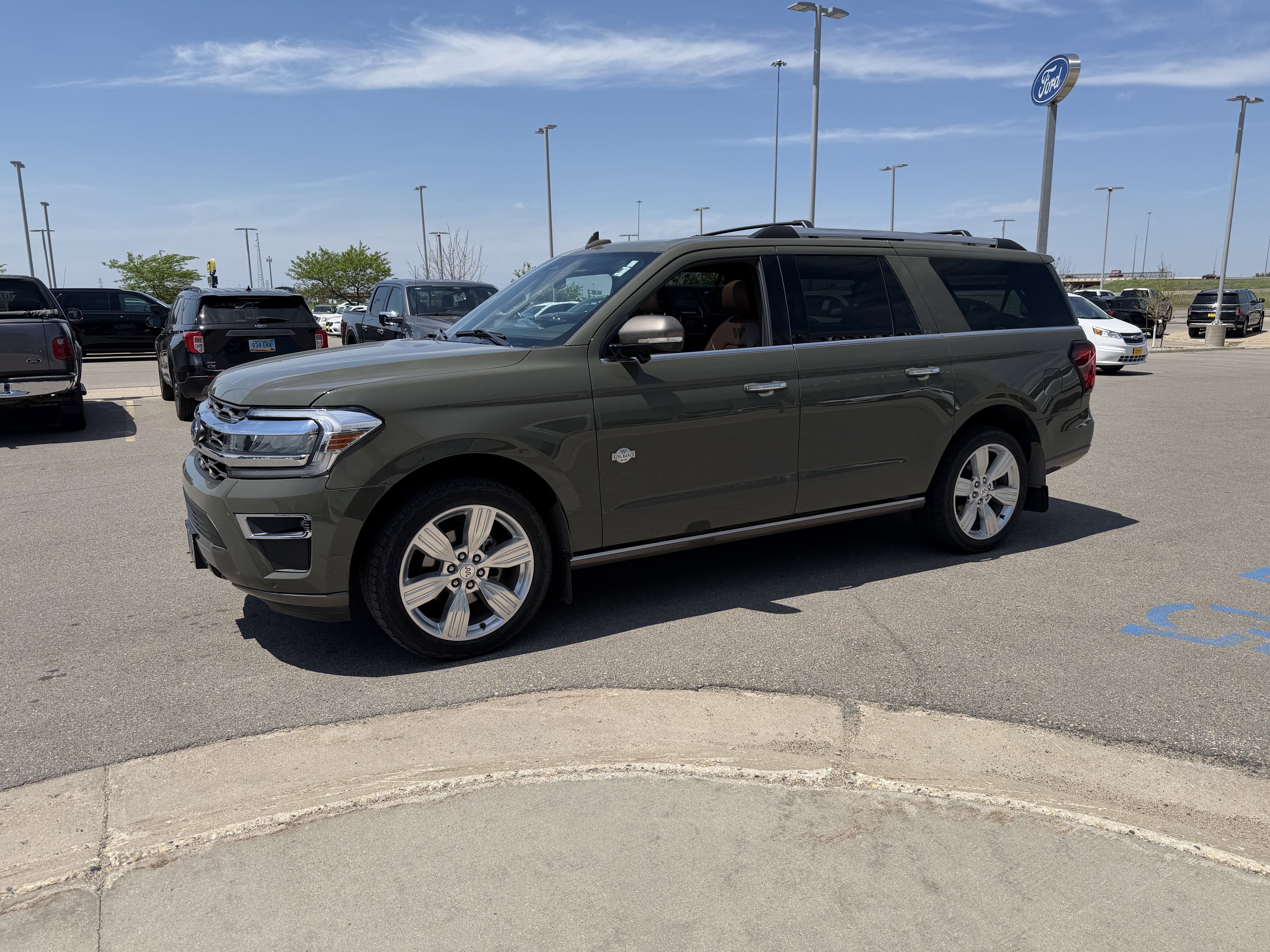 ford expedition 2024 1FMJK1P8XREA04827 image ford expedition 2024 1FMJK1P8XREA04827 image