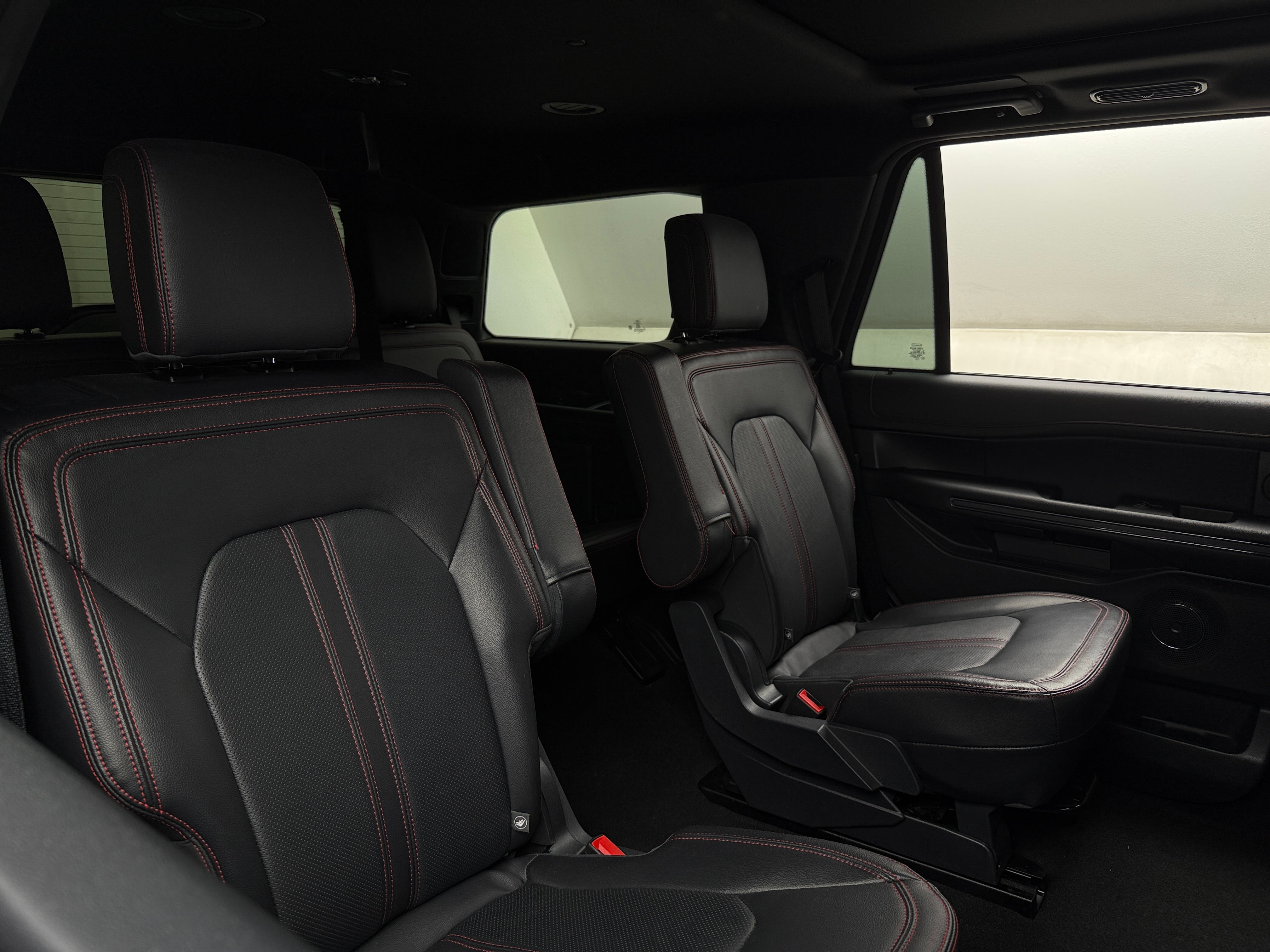 ford expedition 2024 1FMJU2AG7REA63267 image ford expedition 2024 1FMJU2AG7REA63267 image