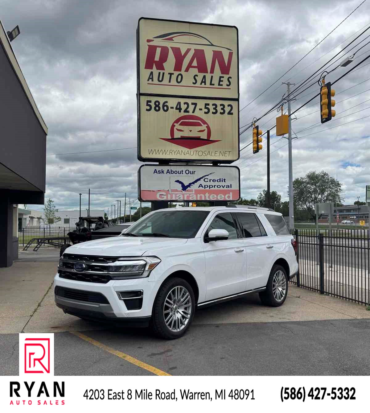 ford expedition 2024 1FMJU2A84REA44121 image ford expedition 2024 1FMJU2A84REA44121 image