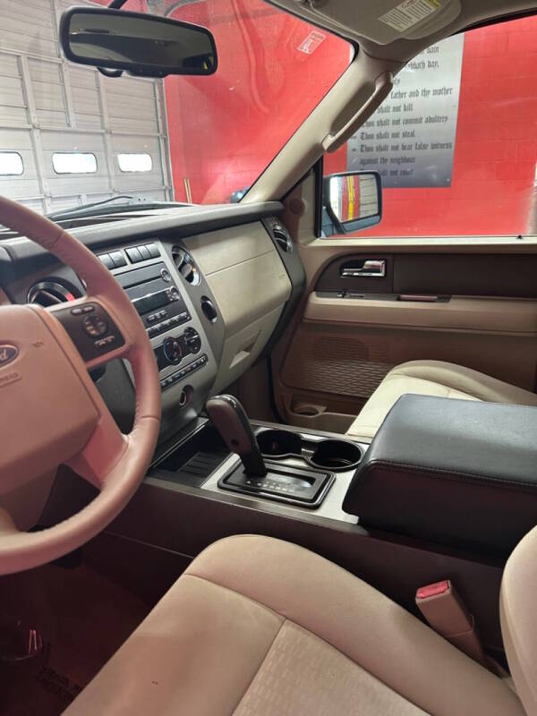 ford expedition 2011 1FMJK1H58BEF22610 image ford expedition 2011 1FMJK1H58BEF22610 image