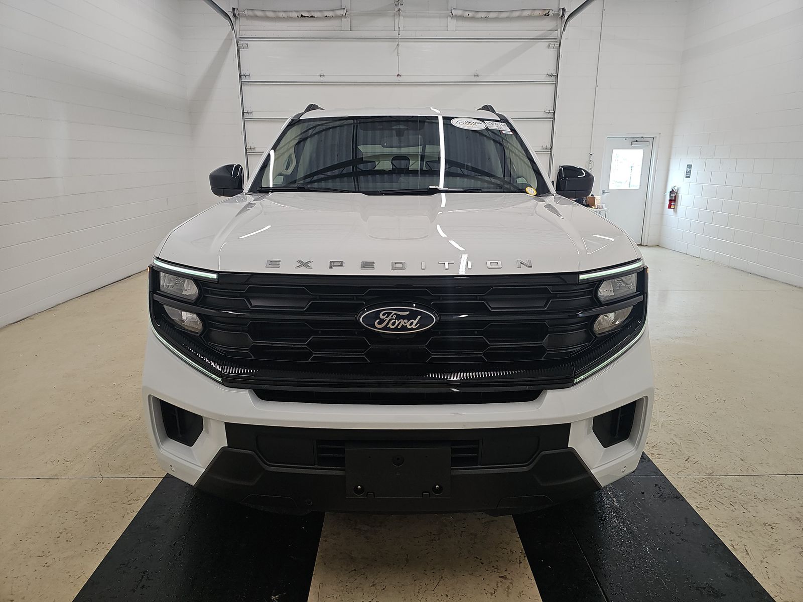 ford expedition 2025 1FMJU1J80SEA29230 image ford expedition 2025 1FMJU1J80SEA29230 image