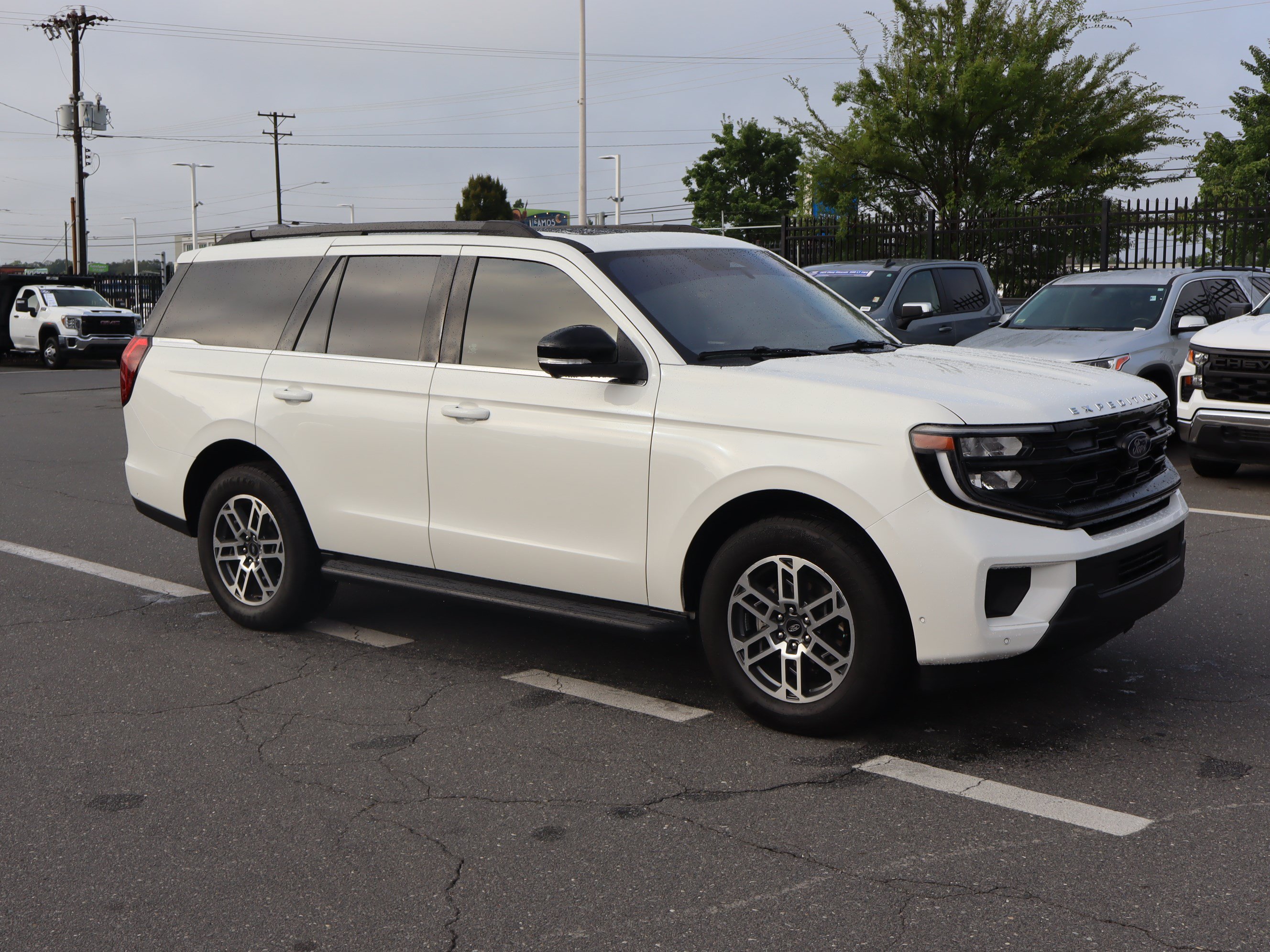 ford expedition 2025 1FMJU1H83SEA36419 image ford expedition 2025 1FMJU1H83SEA36419 image