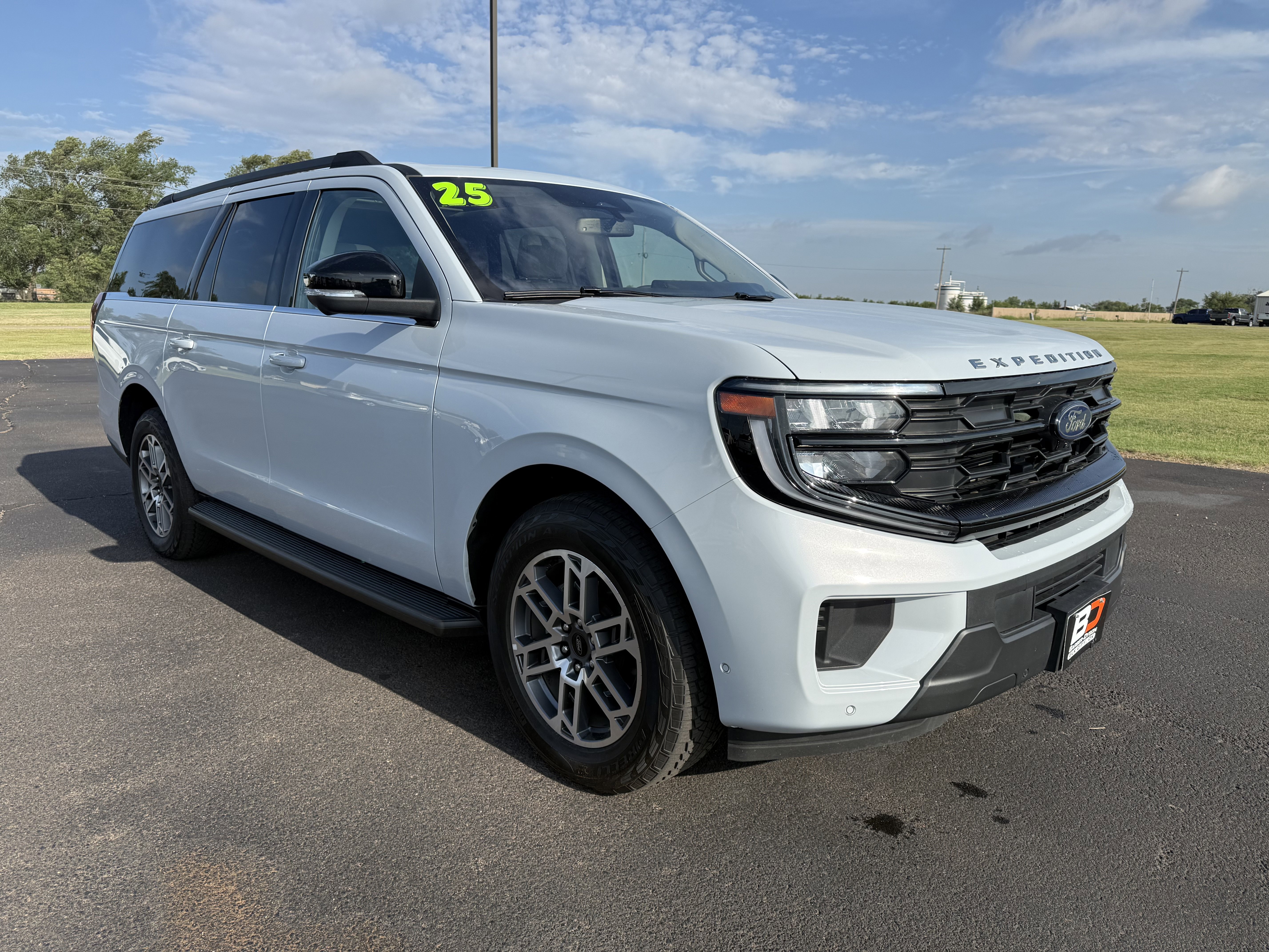 ford expedition 2025 1FMJK1J86SEA17590 image ford expedition 2025 1FMJK1J86SEA17590 image