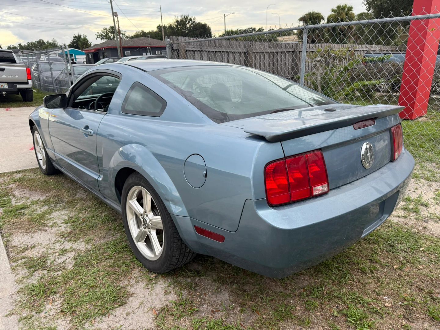 ford mustang 2008 1ZVHT80N985135316 image ford mustang 2008 1ZVHT80N985135316 image