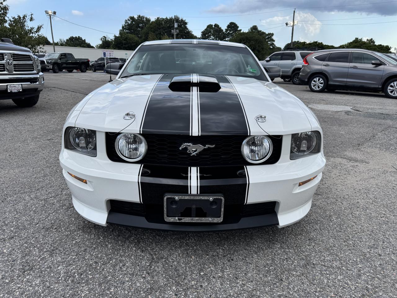 ford mustang 2008 1ZVHT82H585117595 image ford mustang 2008 1ZVHT82H585117595 image