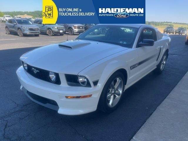 ford mustang 2008 1ZVHT82H485185449 image ford mustang 2008 1ZVHT82H485185449 image