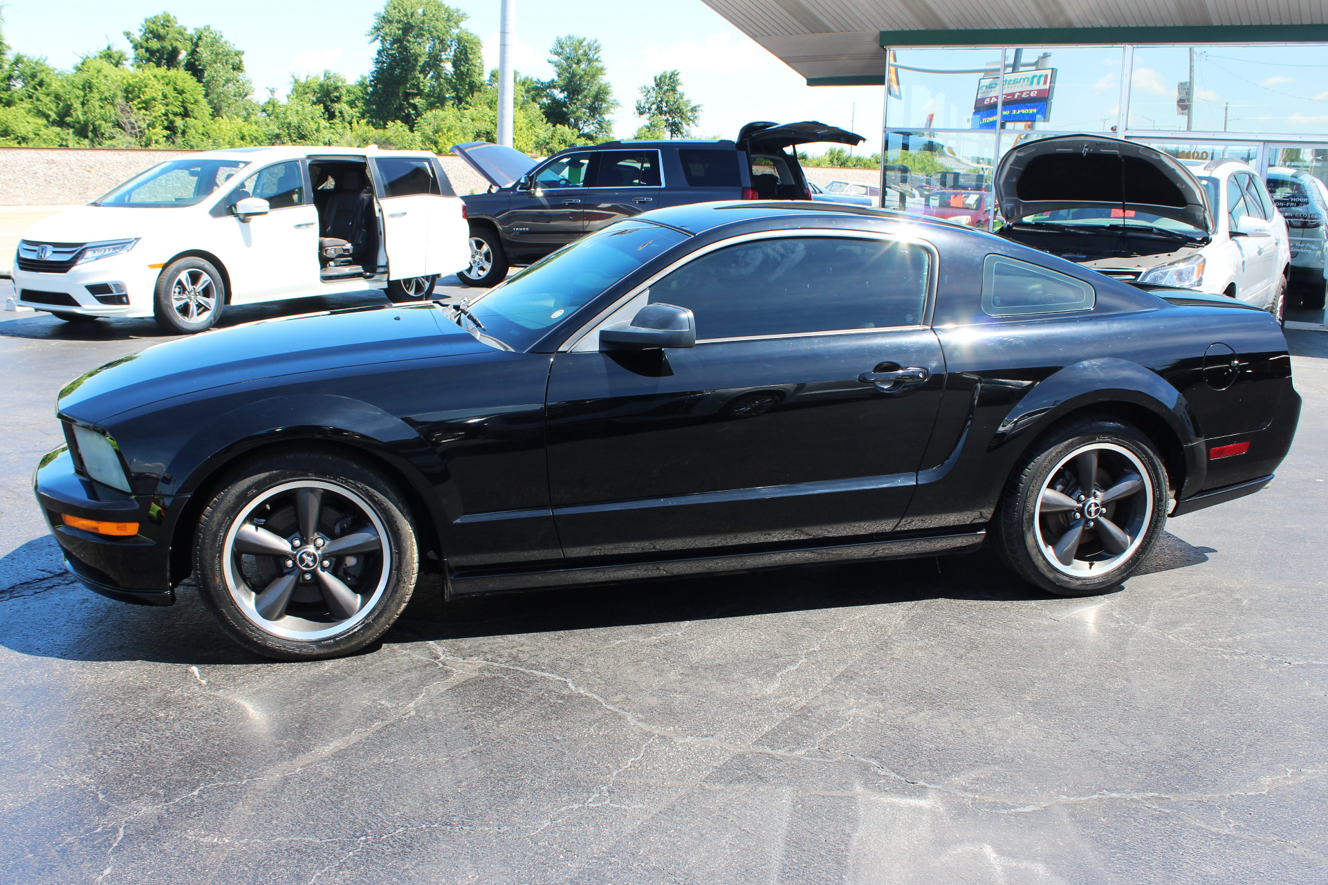 ford mustang 2008 1ZVHT82H985175497 image ford mustang 2008 1ZVHT82H985175497 image