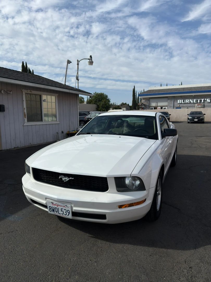ford mustang 2007 1ZVFT80N575266717 image ford mustang 2007 1ZVFT80N575266717 image