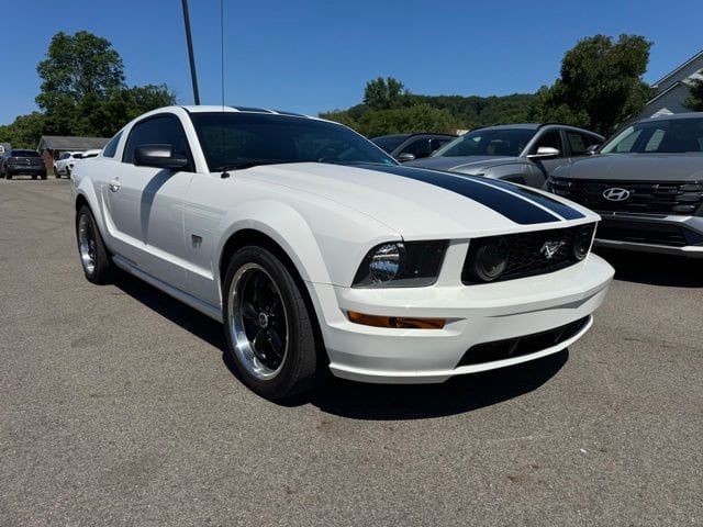 ford mustang 2007 1ZVHT82H175321325 image ford mustang 2007 1ZVHT82H175321325 image