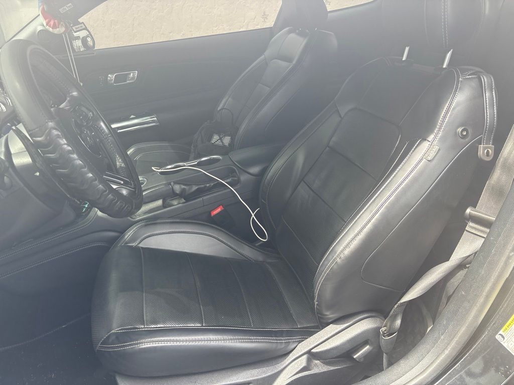 ford mustang 2019 1FA6P8CFXK5187568 image ford mustang 2019 1FA6P8CFXK5187568 image