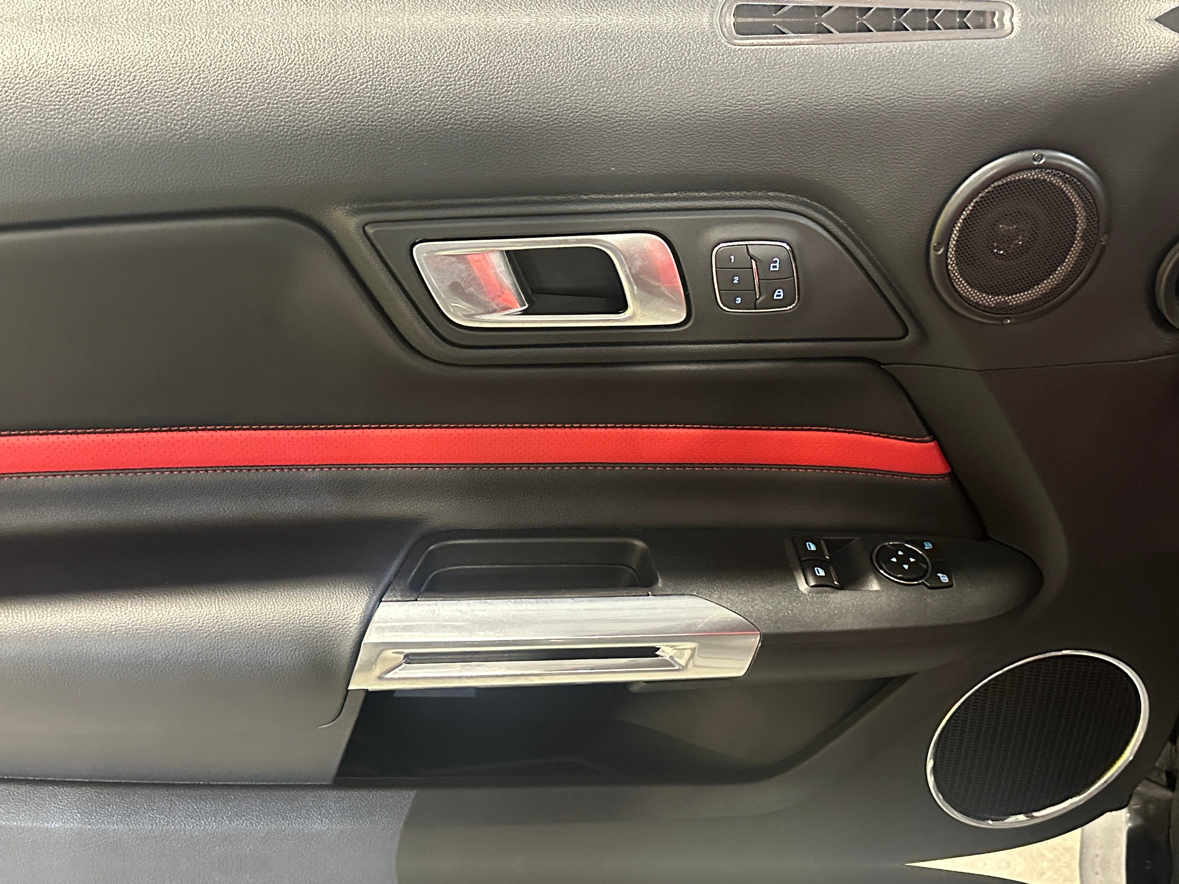 ford mustang 2019 1FA6P8CF5K5125527 image ford mustang 2019 1FA6P8CF5K5125527 image