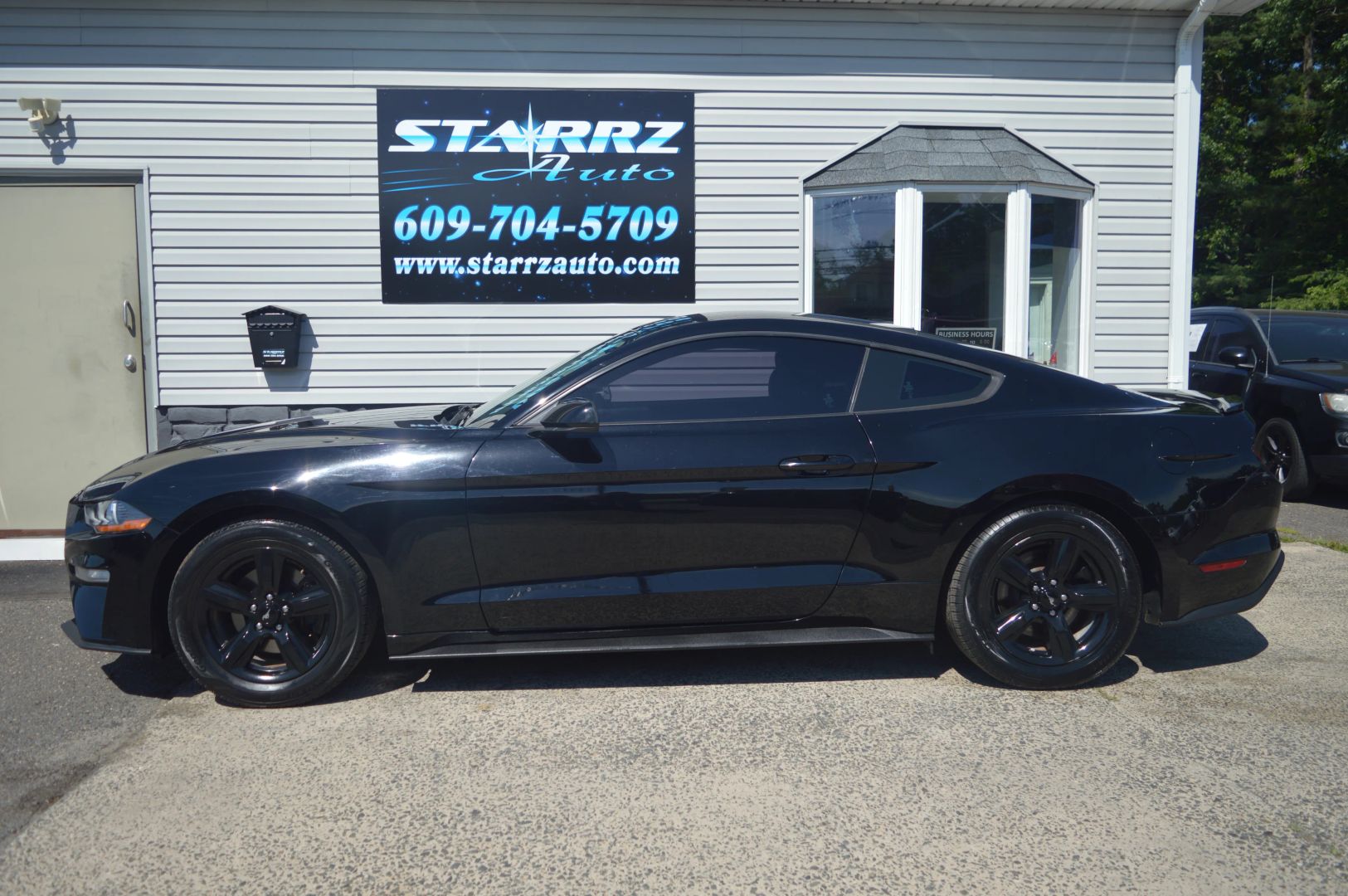 ford mustang 2018 1FA6P8TH3J5100772 image ford mustang 2018 1FA6P8TH3J5100772 image