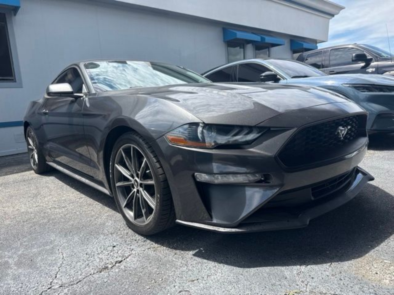 ford mustang 2018 1FA6P8TH4J5174766 image ford mustang 2018 1FA6P8TH4J5174766 image