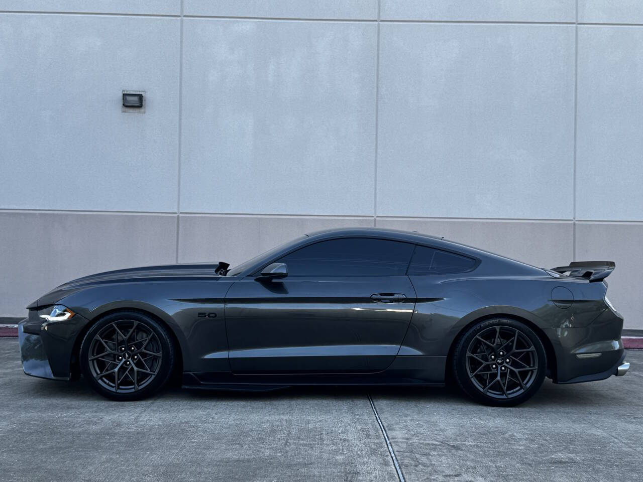 ford mustang 2018 1FA6P8CF4J5165225 image ford mustang 2018 1FA6P8CF4J5165225 image