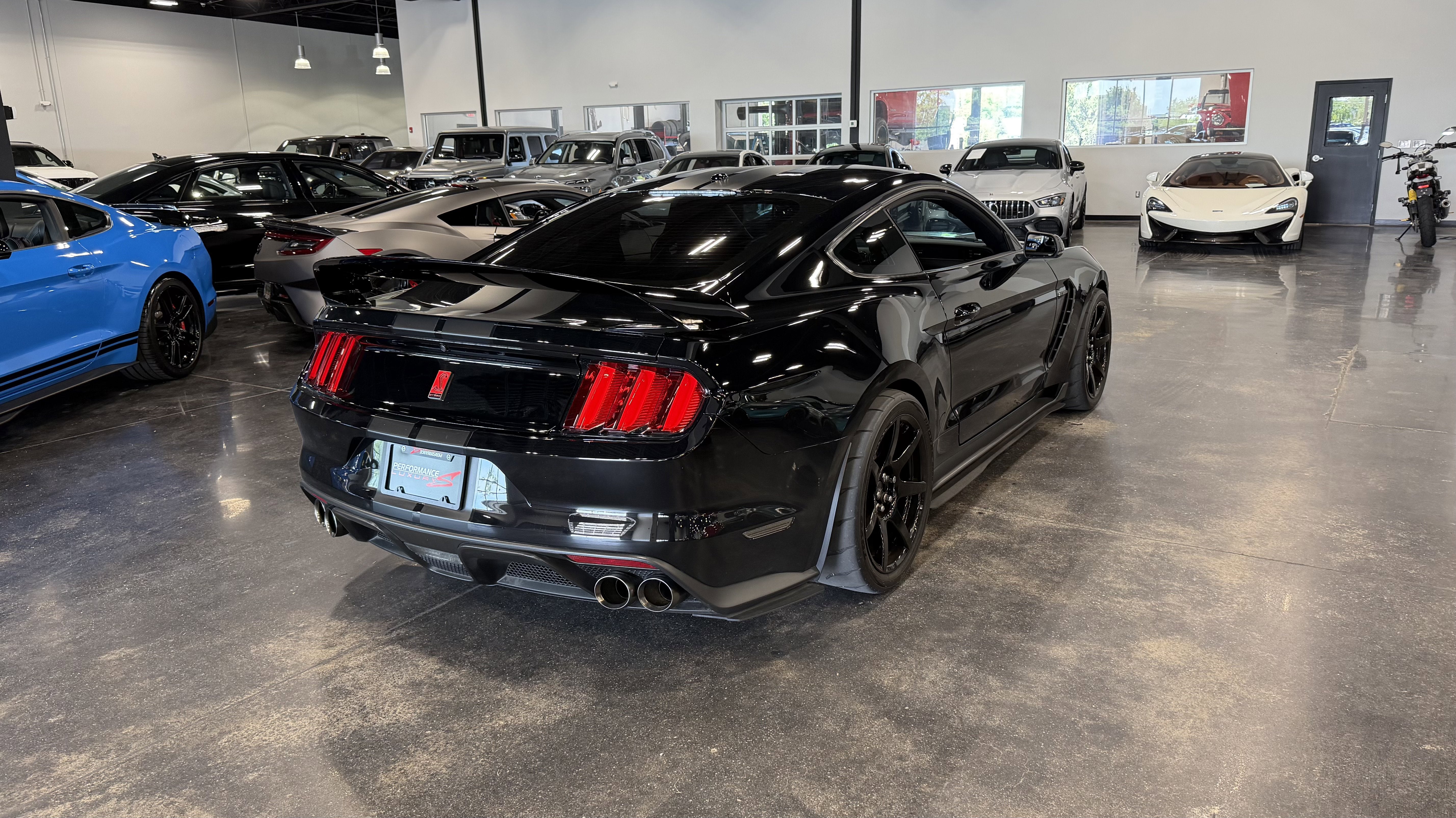 ford mustang 2018 1FA6P8JZ4J5503297 image ford mustang 2018 1FA6P8JZ4J5503297 image