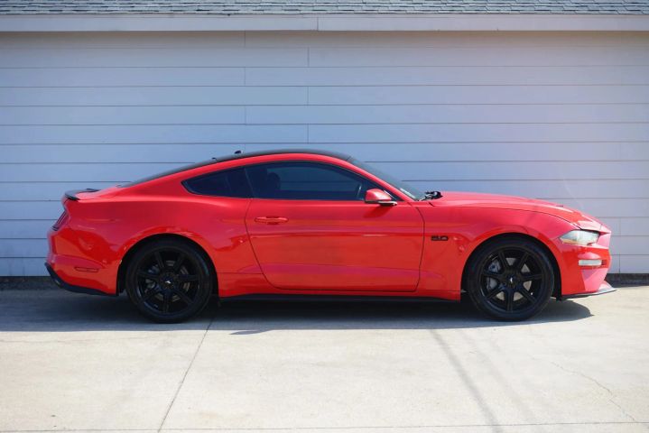 ford mustang 2018 1FA6P8CF7J5103852 image ford mustang 2018 1FA6P8CF7J5103852 image