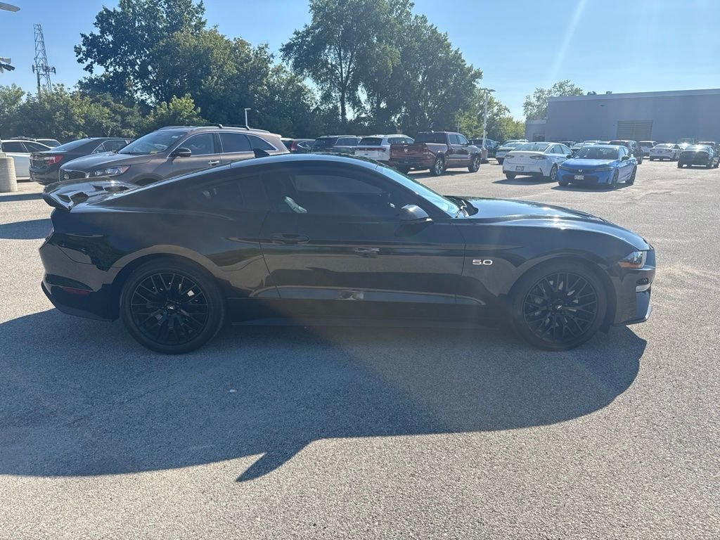 ford mustang 2021 1FA6P8CF5M5124686 image ford mustang 2021 1FA6P8CF5M5124686 image