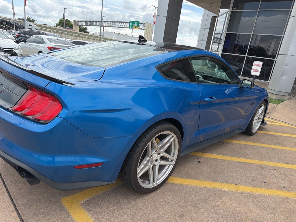ford mustang 2021 1FA6P8CF9M5143337 image ford mustang 2021 1FA6P8CF9M5143337 image