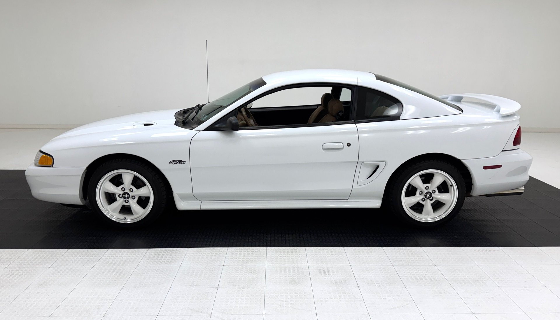 ford mustang 1996 1FALP42X1TF187010 image ford mustang 1996 1FALP42X1TF187010 image