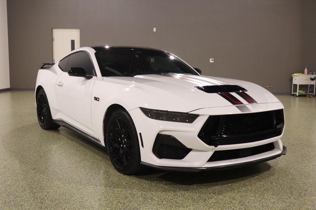 ford mustang 2024 1FA6P8CF5R5402879 image ford mustang 2024 1FA6P8CF5R5402879 image