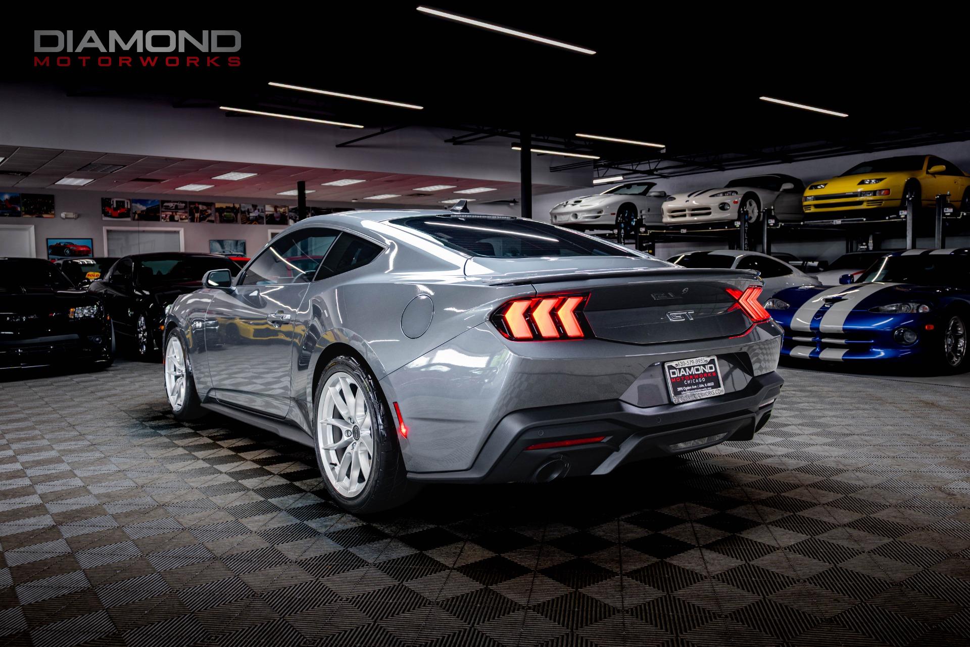 ford mustang 2024 1FA6P8CF1R5432204 image ford mustang 2024 1FA6P8CF1R5432204 image
