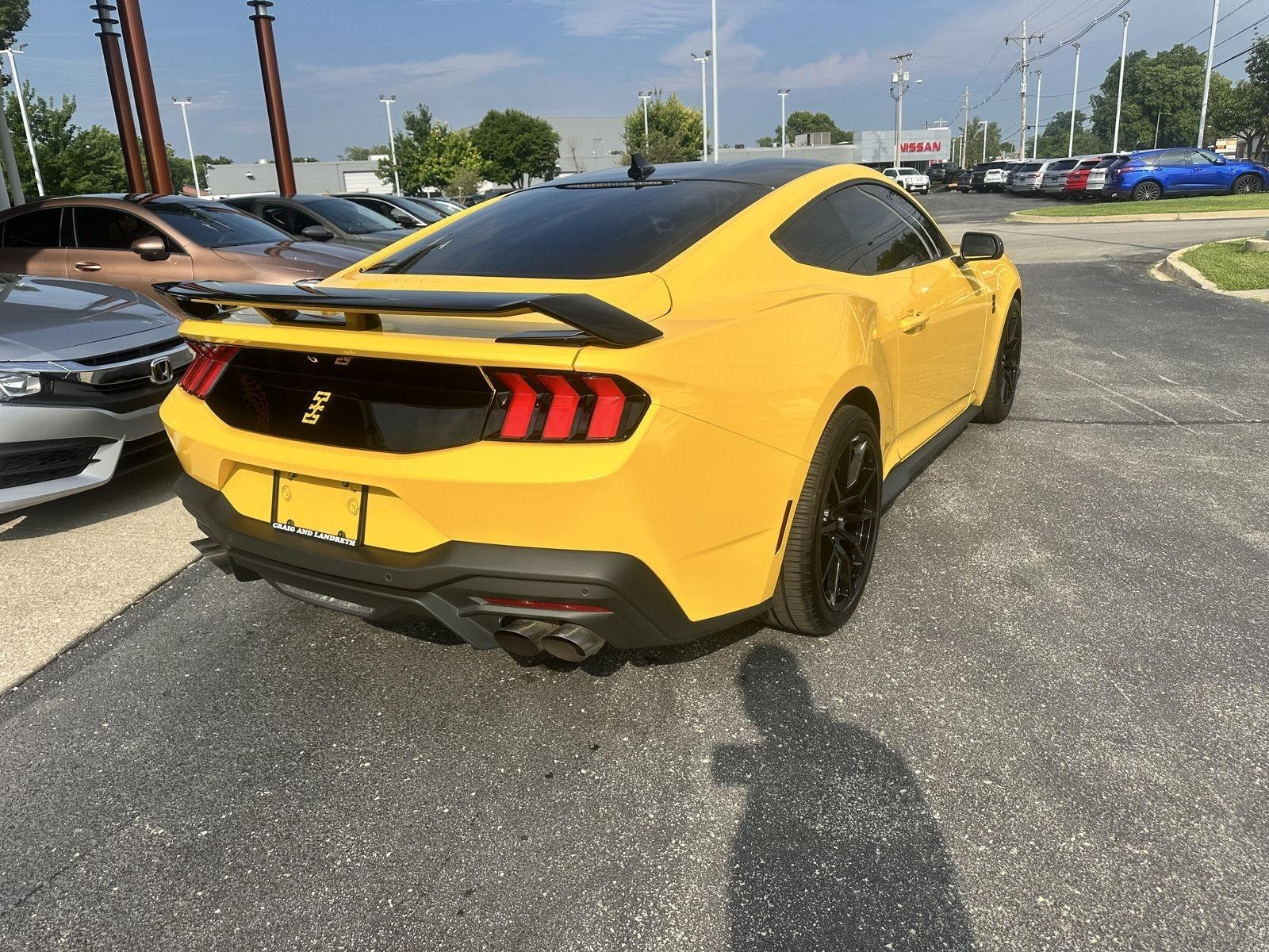 ford mustang 2024 1FA6P8CF0R5404877 image ford mustang 2024 1FA6P8CF0R5404877 image