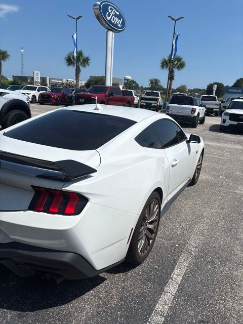 ford mustang 2024 1FA6P8CF8R5411642 image ford mustang 2024 1FA6P8CF8R5411642 image