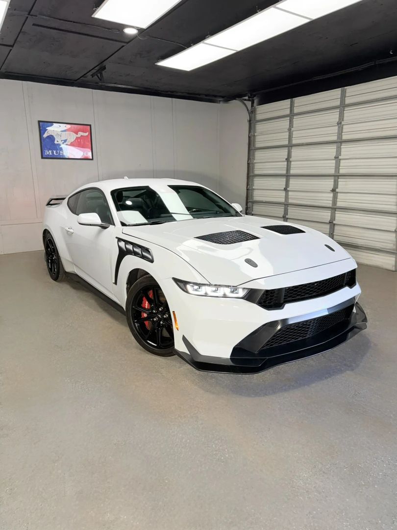 ford mustang 2024 1FA6P8CFXR5425090 image ford mustang 2024 1FA6P8CFXR5425090 image